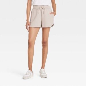 •SOLD• All in motion ribbed shorts